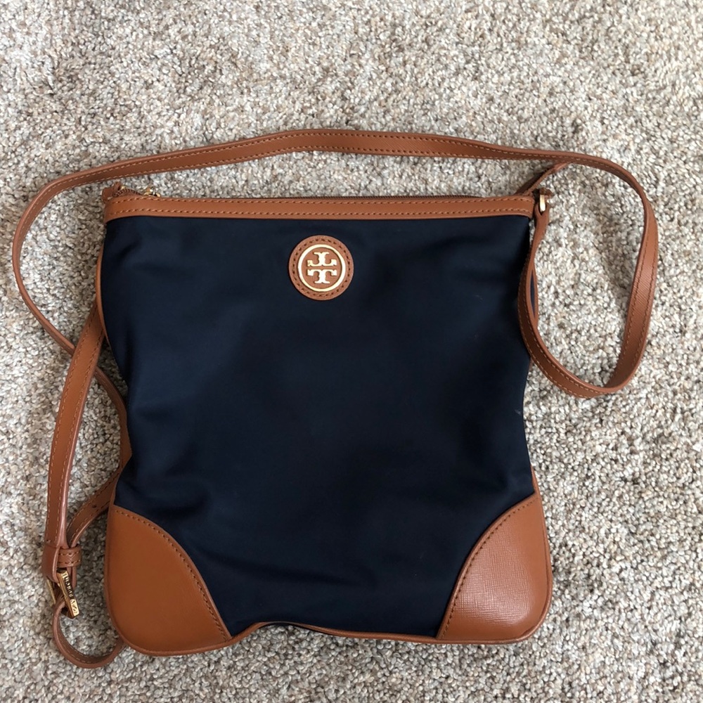 tory burch vintage look crossbody bag